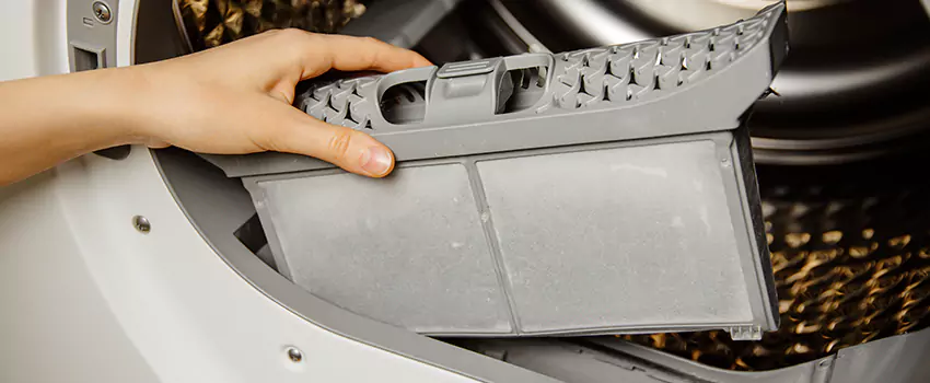 Signs Of A Clogged Dryer Lint Trap in Mount Pleasant, Texas